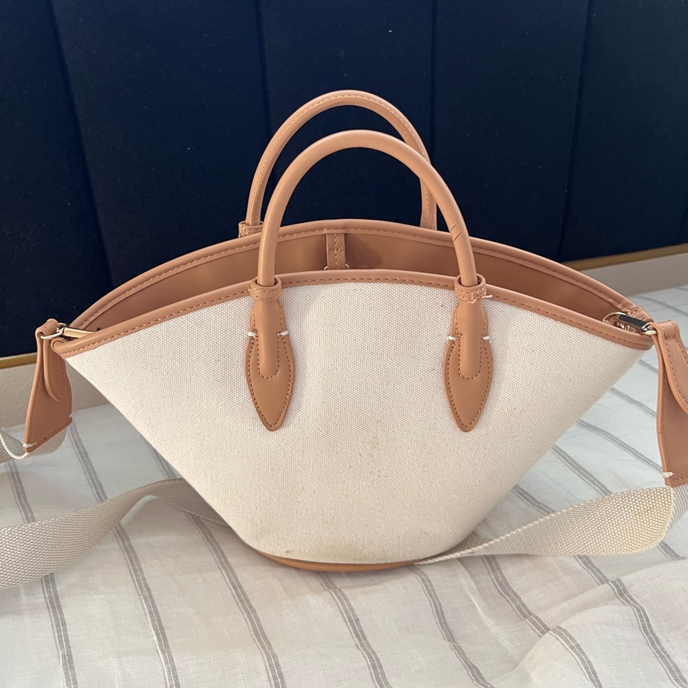 Zara White Tan Small Canvas Tote Bag 👜